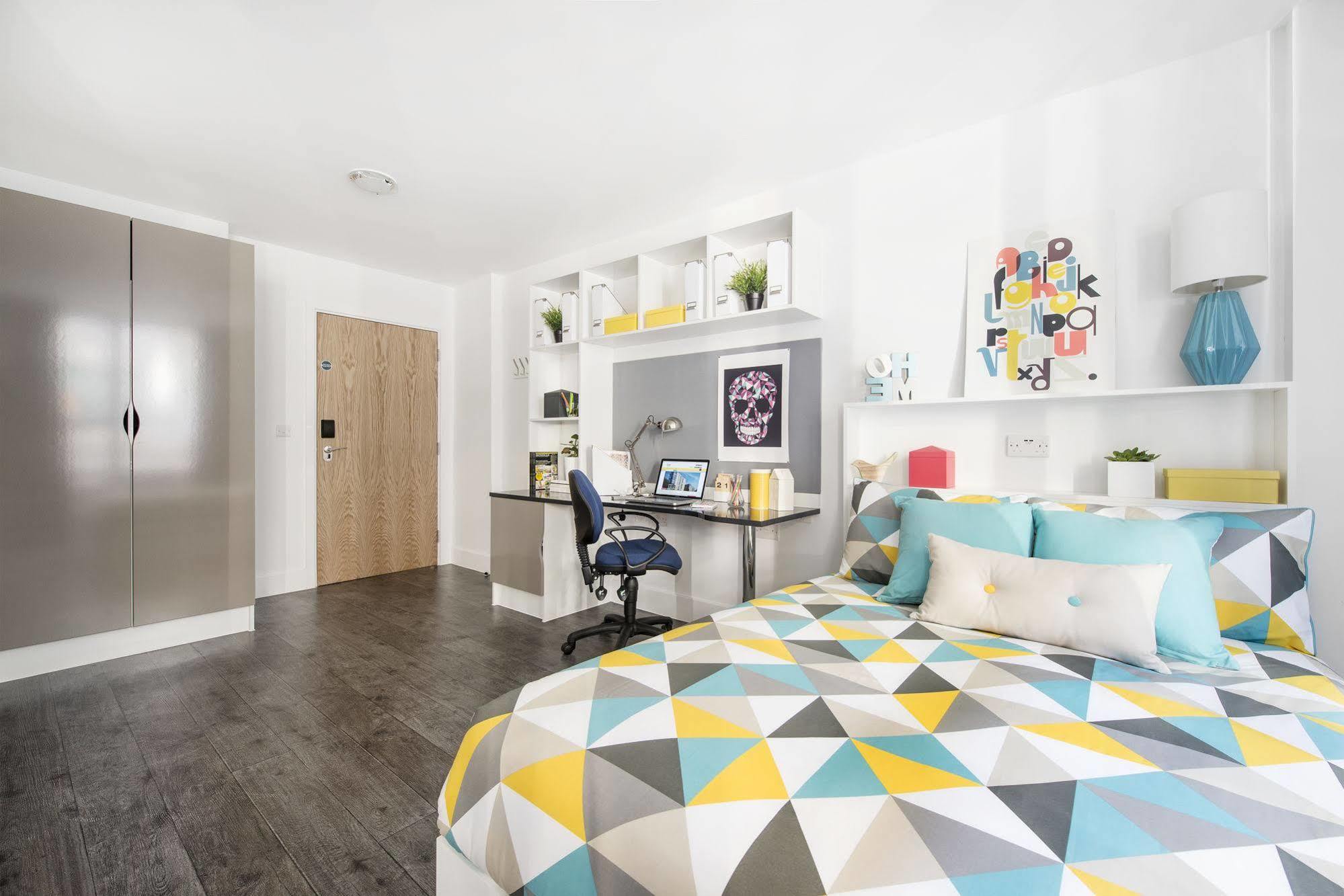 Destiny Student - Holyrood Apartment EDI Exterior foto